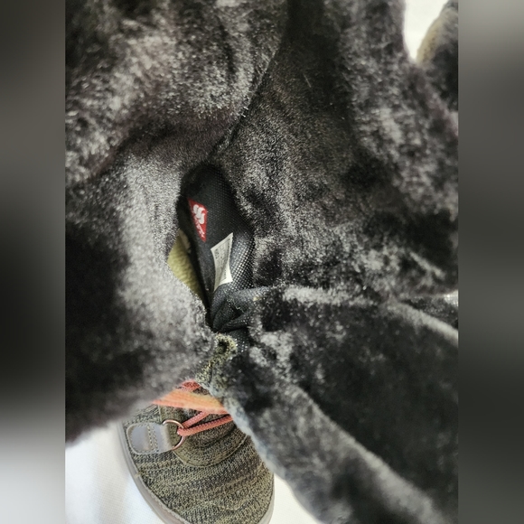 Columbia Out Dry Waterproof 200 grams Winter Boots size 7 - Picture 3 of 9